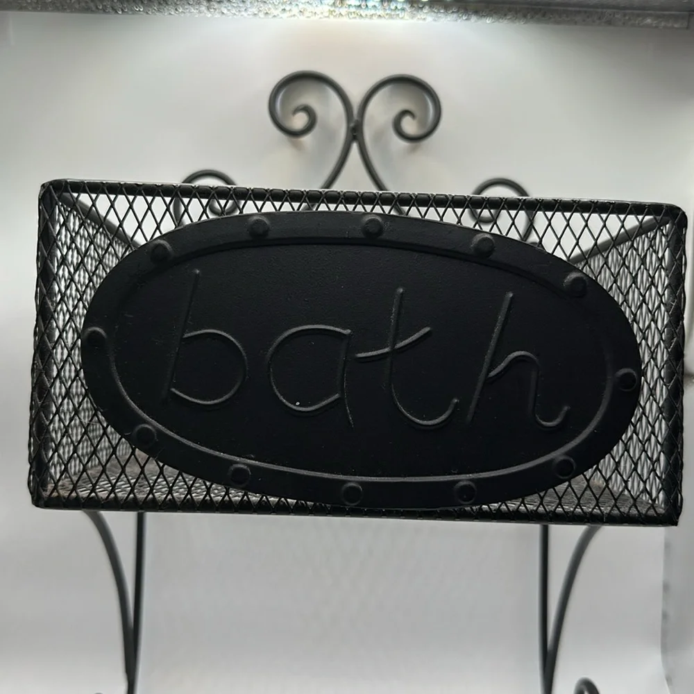 Black Metal Bath Wall Rack